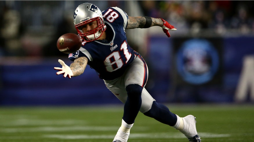 hernandez catch old.jpg